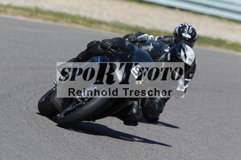 /Archiv-2022/07 16.04.2022 Speer Racing ADR/Gruppe gelb/3